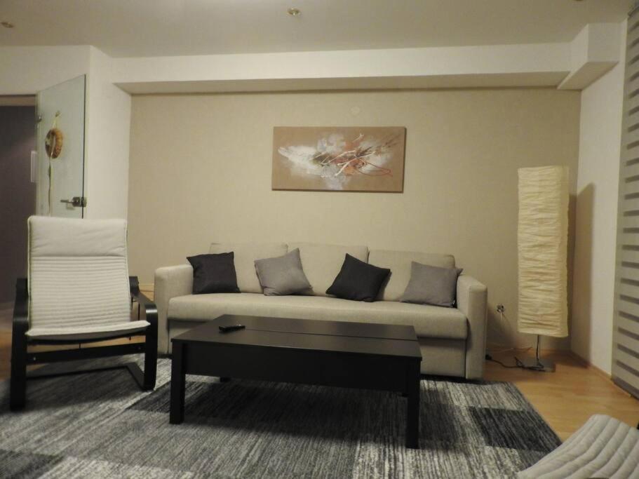 Schoene Gemuetliche Ferienwohnung Mit Fernblick. 날바흐 외부 사진