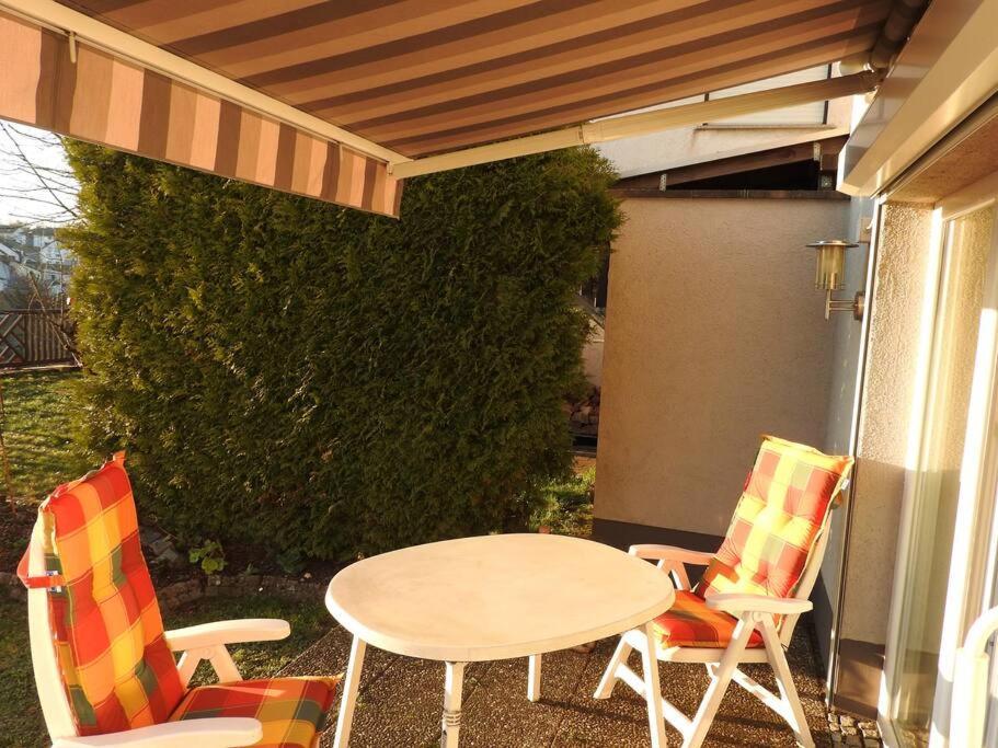 Schoene Gemuetliche Ferienwohnung Mit Fernblick. 날바흐 외부 사진